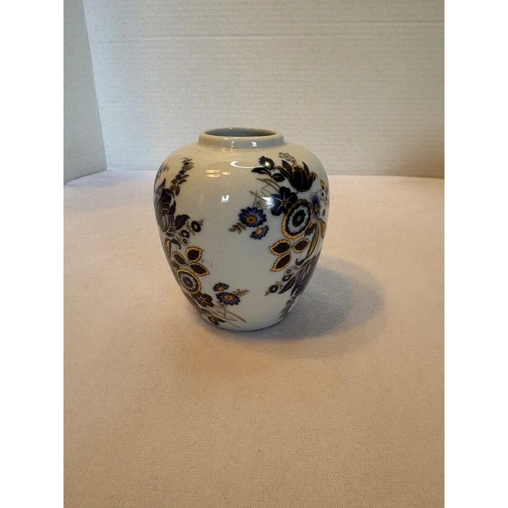 Zsolnay Hungary Porcelain Vase Cobalt Blue Gold Floral La‎ Belle Marre 1983 4.5